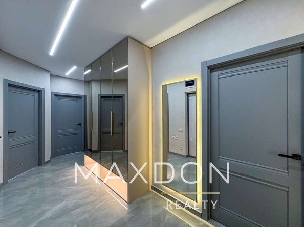 
  Продается 3-комн. квартира, 75 м², Берберовская ул, д. 15
. Фото 24.