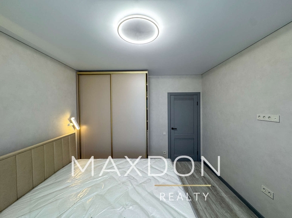 
  Продается 3-комн. квартира, 75 м², Берберовская ул, д. 15
. Фото 28.