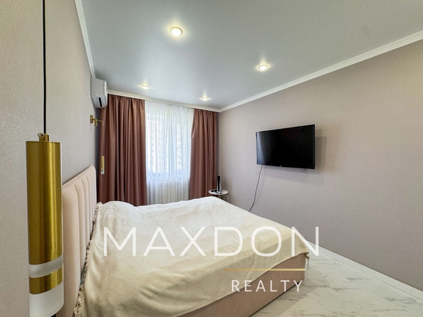 
  Продается 3-комн. квартира, 90 м², Берберовская ул, д. 4/2
. Фото 14.