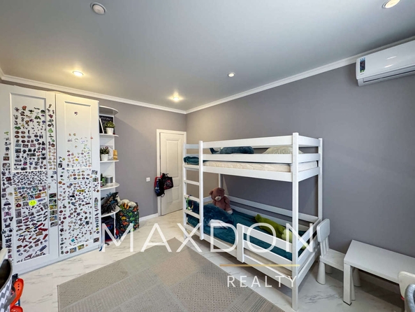 
  Продается 3-комн. квартира, 90 м², Берберовская ул, д. 4/2
. Фото 19.