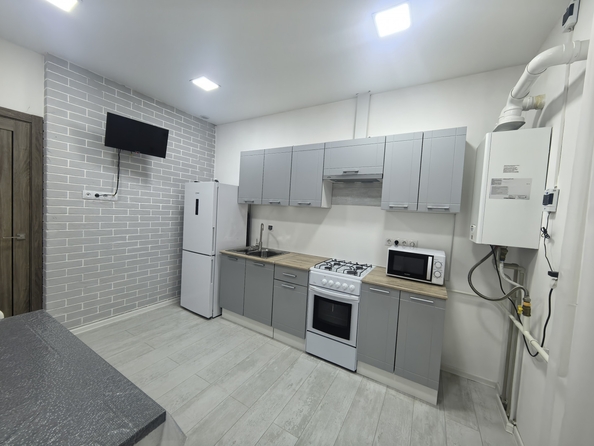 
  Продается 1-комн. квартира, 40 м², 35-я линия ул, д. 89
. Фото 3.