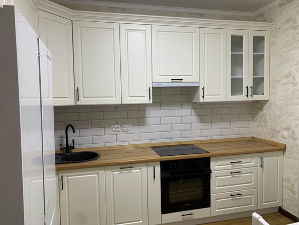 
  Продается 2-комн. квартира, 52 м², Чаленко пер, д. 17/2
. Фото 1.