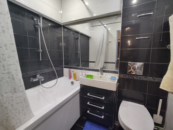 
  Продается 3-комн. квартира, 87 м², Профсоюзная ул, д. 89
. Фото 9.