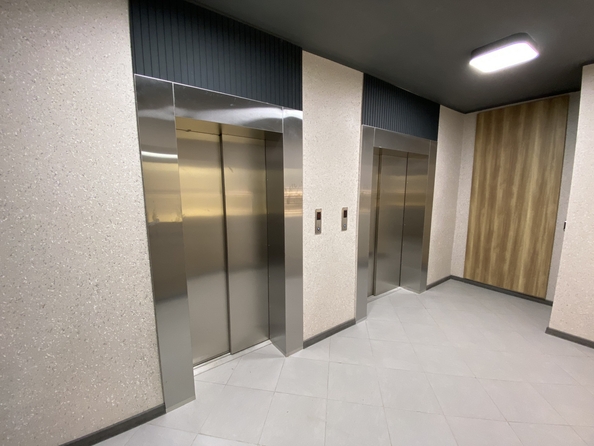 
  Продается 2-комн. квартира, 49.2 м², Берберовская ул, д. 15
. Фото 3.