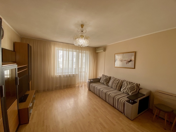 
  Продается 3-комн. квартира, 64 м², 40-летия Победы пр-кт, д. 81
. Фото 3.