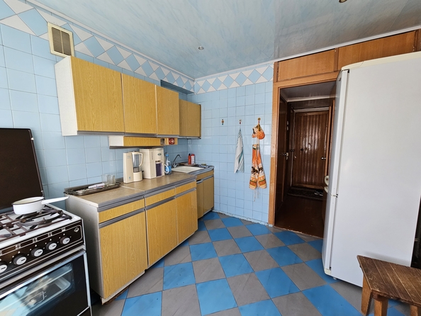 
  Продается 3-комн. квартира, 60 м², 2-я Краснодарская ул, д. 163
. Фото 2.