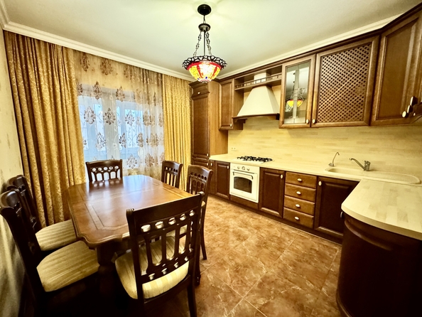 
  Продается 2-комн. квартира, 74 м², 40-летия Победы пр-кт, д. 97
. Фото 1.