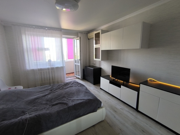 
  Продается 1-комн. квартира, 37.2 м², Таганрогская ул, д. 118
. Фото 2.