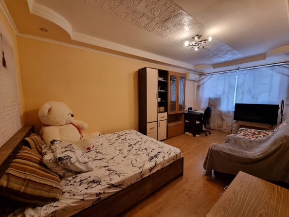 
  Продается 2-комн. квартира, 45 м², Университетский пер, д. 131
. Фото 3.