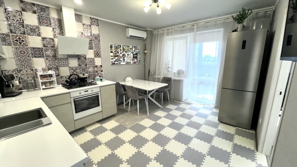 
  Продается 2-комн. квартира, 48.2 м², Половинко ул, д. 280/2
. Фото 5.