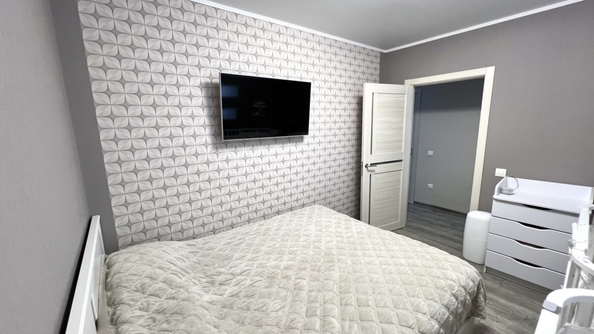 
  Продается 2-комн. квартира, 48.2 м², Половинко ул, д. 280/2
. Фото 8.