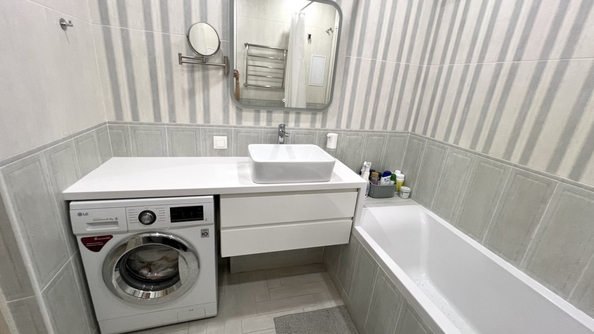 
  Продается 2-комн. квартира, 48.2 м², Половинко ул, д. 280/2
. Фото 15.