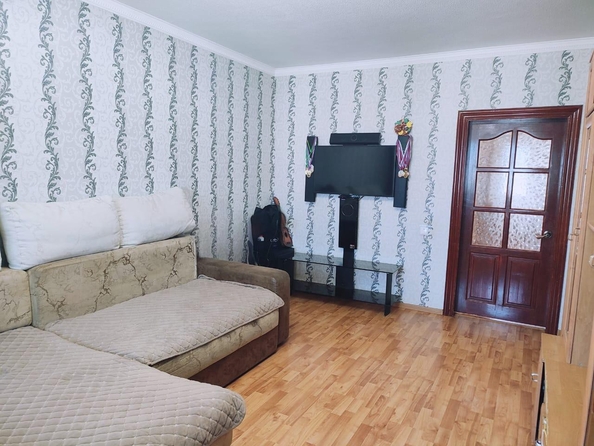 
  Продается 2-комн. квартира, 57 м², Благодатная ул, д. 166а
. Фото 3.