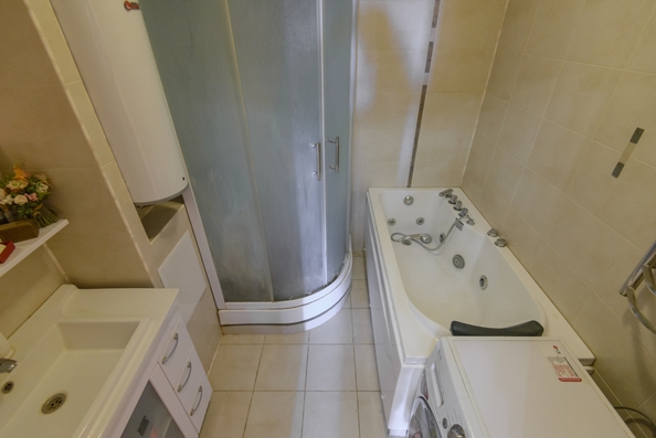 
  Продается 2-комн. квартира, 77 м², Ульяновская ул, д. 50
. Фото 14.