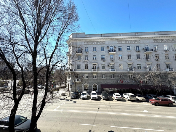 
  Продается 1-комн. квартира, 34 м², Большая Садовая ул, д. 77
. Фото 8.
