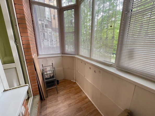 
  Продается 1-комн. квартира, 35 м², 2-я Володарского ул, д. 166
. Фото 8.