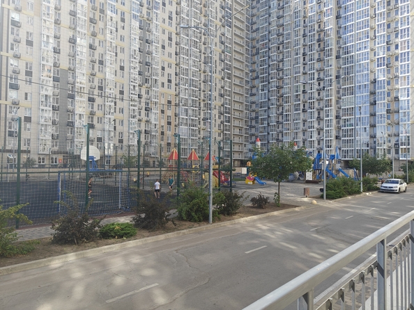
  Продается 2-комн. квартира, 50 м², Стабильная ул, д. 3
. Фото 3.