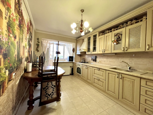 
  Продается 3-комн. квартира, 76 м², Коминтерна ул, д. 143
. Фото 1.