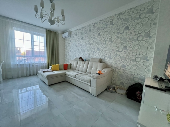 
  Продается 2-комн. квартира, 63 м², Карла Либкнехта ул, д. 112
. Фото 3.