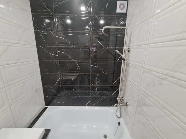 
  Продается 2-комн. квартира, 53 м², Элеваторный пер, д. 12
. Фото 13.