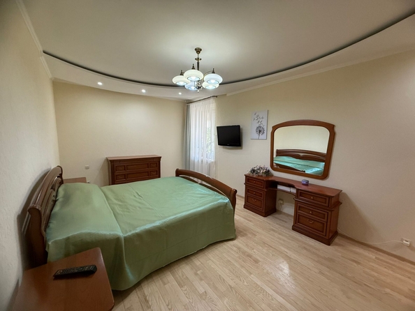 
  Продается 2-комн. квартира, 84.4 м², Филимоновская ул, д. 128
. Фото 4.