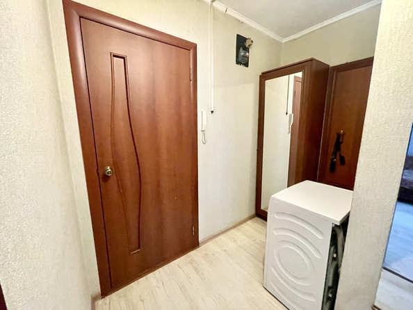 
  Продается 1-комн. квартира, 30.5 м², Малиновского ул, д. 46
. Фото 6.