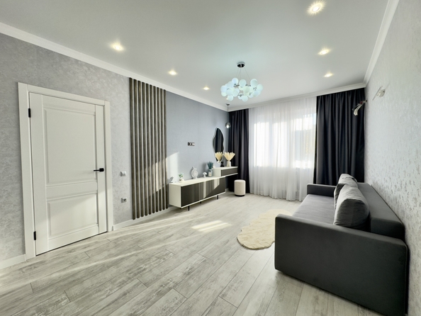 
  Продается 1-комн. квартира, 42 м², Берберовская ул, д. 16
. Фото 3.
