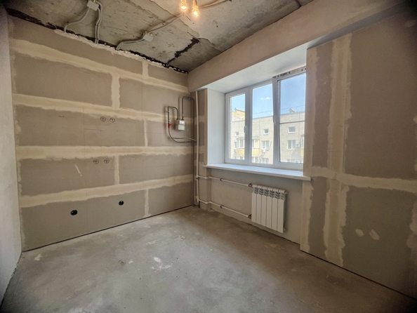 
  Продается 1-комн. квартира, 36.8 м², Платова ул, д. 64
. Фото 6.