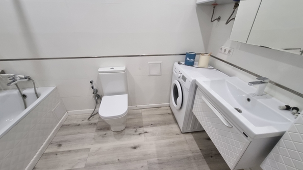 
  Продается 2-комн. квартира, 55 м², Тружеников ул, д. 80
. Фото 17.
