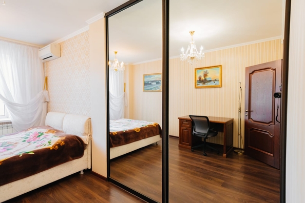 
  Продается 3-комн. квартира, 97 м², Комарова б-р, д. 12/1
. Фото 7.