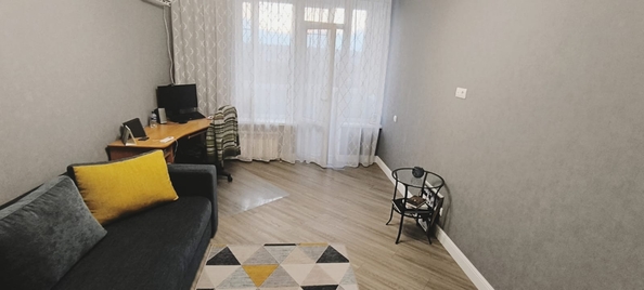 
  Продается 1-комн. квартира, 42 м², Комарова б-р, д. 1И
. Фото 8.