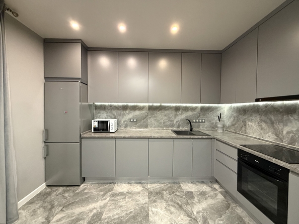 
  Продается 3-комн. квартира, 90 м², Творческая ул, д. 5
. Фото 2.