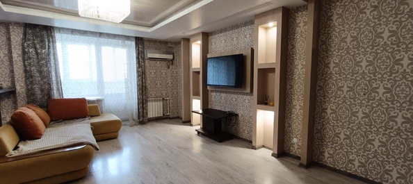 
  Продается 2-комн. квартира, 74 м², Ленина пр-кт, д. 245
. Фото 7.