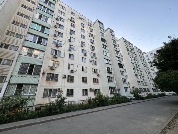
  Продается 2-комн. квартира, 60 м², 40-летия Победы пр-кт, д. 75
. Фото 8.
