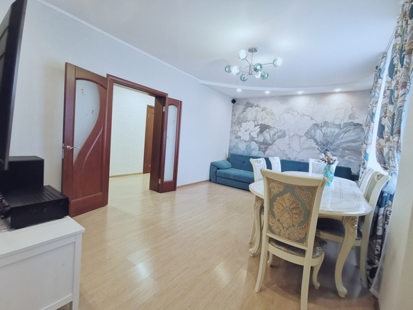 
  Продается 3-комн. квартира, 90 м², Жмайлова ул, д. 4/5
. Фото 4.