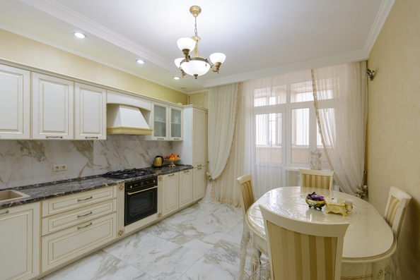 
  Продается 3-комн. квартира, 80 м², Береговая ул, д. 117
. Фото 2.