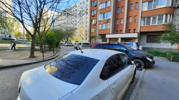
  Продается 2-комн. квартира, 74 м², Лелюшенко ул, д. 13
. Фото 23.