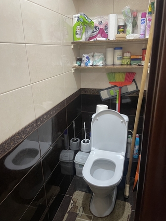 
  Продается 2-комн. квартира, 67 м², 30-я линия ул, д. 10/15
. Фото 4.