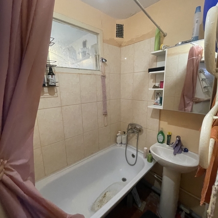 
  Продается 3-комн. квартира, 62 м², 40-летия Победы пр-кт, д. 63/10
. Фото 8.