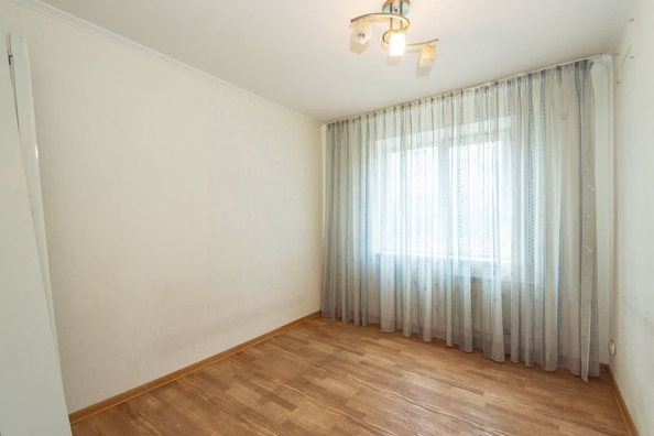 
  Продается 4-комн. квартира, 77.8 м², Горшкова пр-кт, д. 2
. Фото 6.
