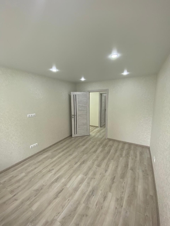 
  Продается 3-комн. квартира, 64 м², Юфимцева ул, д. 14/2
. Фото 2.