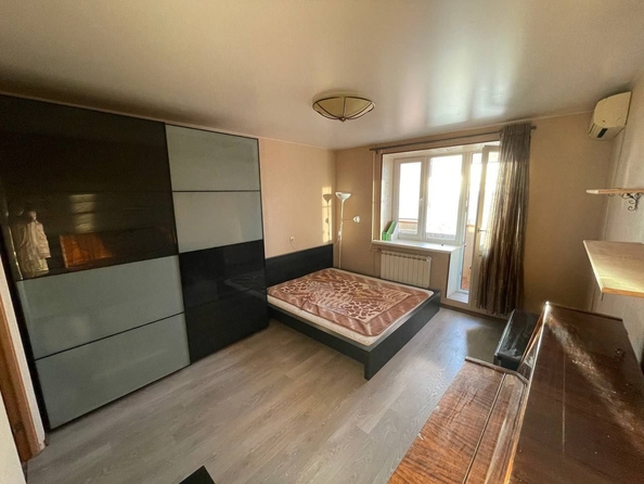 
  Продается 1-комн. квартира, 42 м², 1-я Круговая ул, д. 91
. Фото 1.
