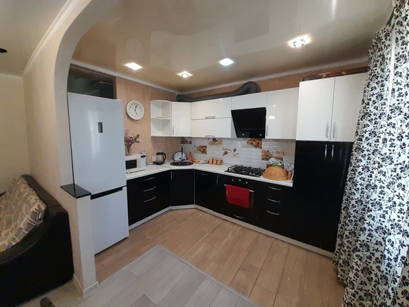 
  Продается 3-комн. квартира, 64 м², Зорге ул, д. 35
. Фото 1.