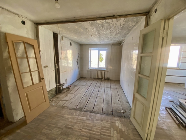 
  Продается 3-комн. квартира, 72 м², 40-летия Победы пр-кт, д. 65
. Фото 8.