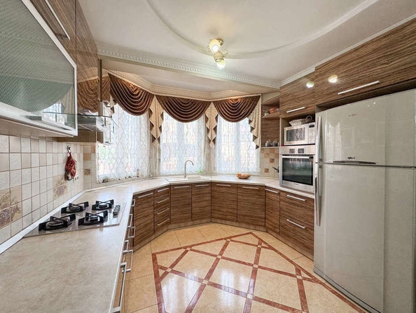 
  Продается дом, 240 м², Ростов-на-Дону
. Фото 12.