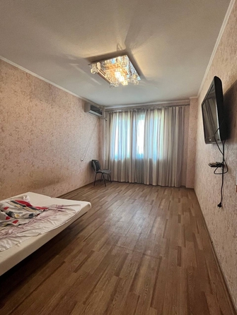 
  Продается 1-комн. квартира, 38 м², Жмайлова ул, д. 4
. Фото 6.