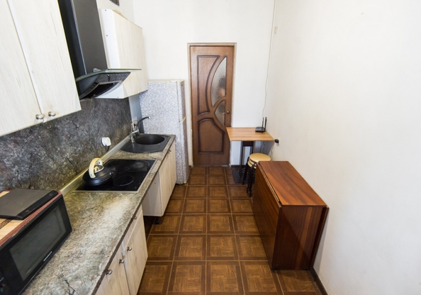 
  Продается 1-комн. квартира, 38 м², Стабильная ул, д. 15
. Фото 4.
