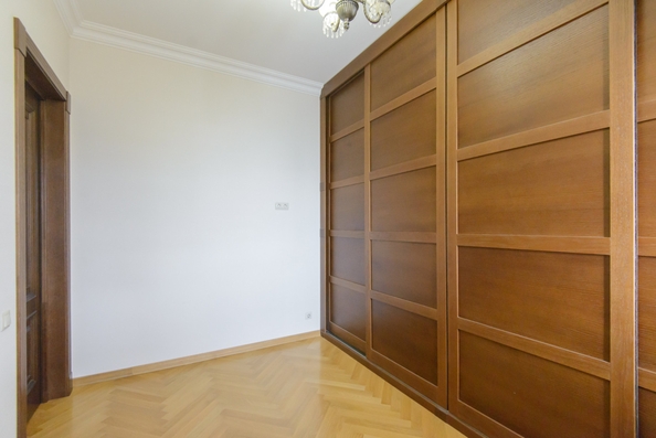 
  Продается 3-комн. квартира, 80 м², Варфоломеева ул, д. 222А
. Фото 13.
