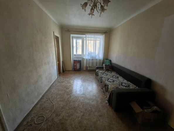 
  Продается 3-комн. квартира, 42 м², 40-летия Победы пр-кт, д. 55
. Фото 1.