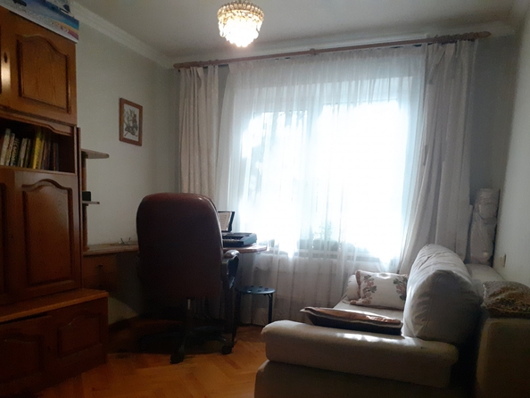 
  Продается 3-комн. квартира, 64 м², Тельмана ул, д. 4
. Фото 8.